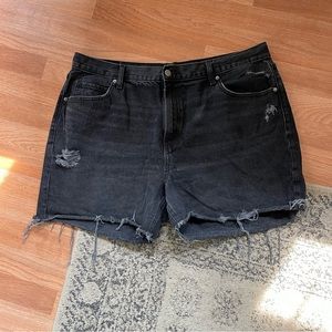 🔴 Old Navy Size 18 Black Denim Shorts